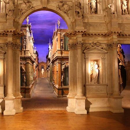 Casa Giorgia - Nel Cuore Di Vicence Extérieur photo